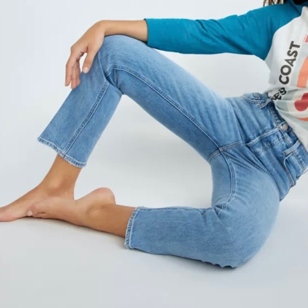Aritzia Denim Forum High Rise Arlo Straight Jeans